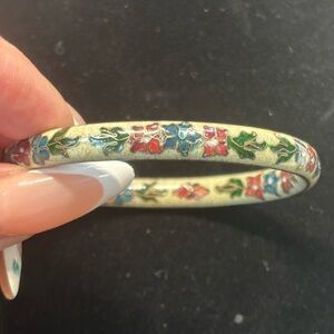 Vintage Chinese cloisonné bracelet. wide black floral cloisonne bangle bracelet.